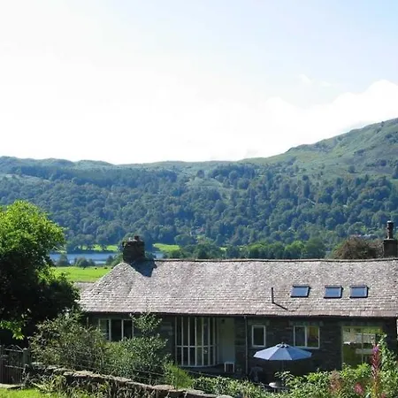 Grey Crag Barn גראסמיר